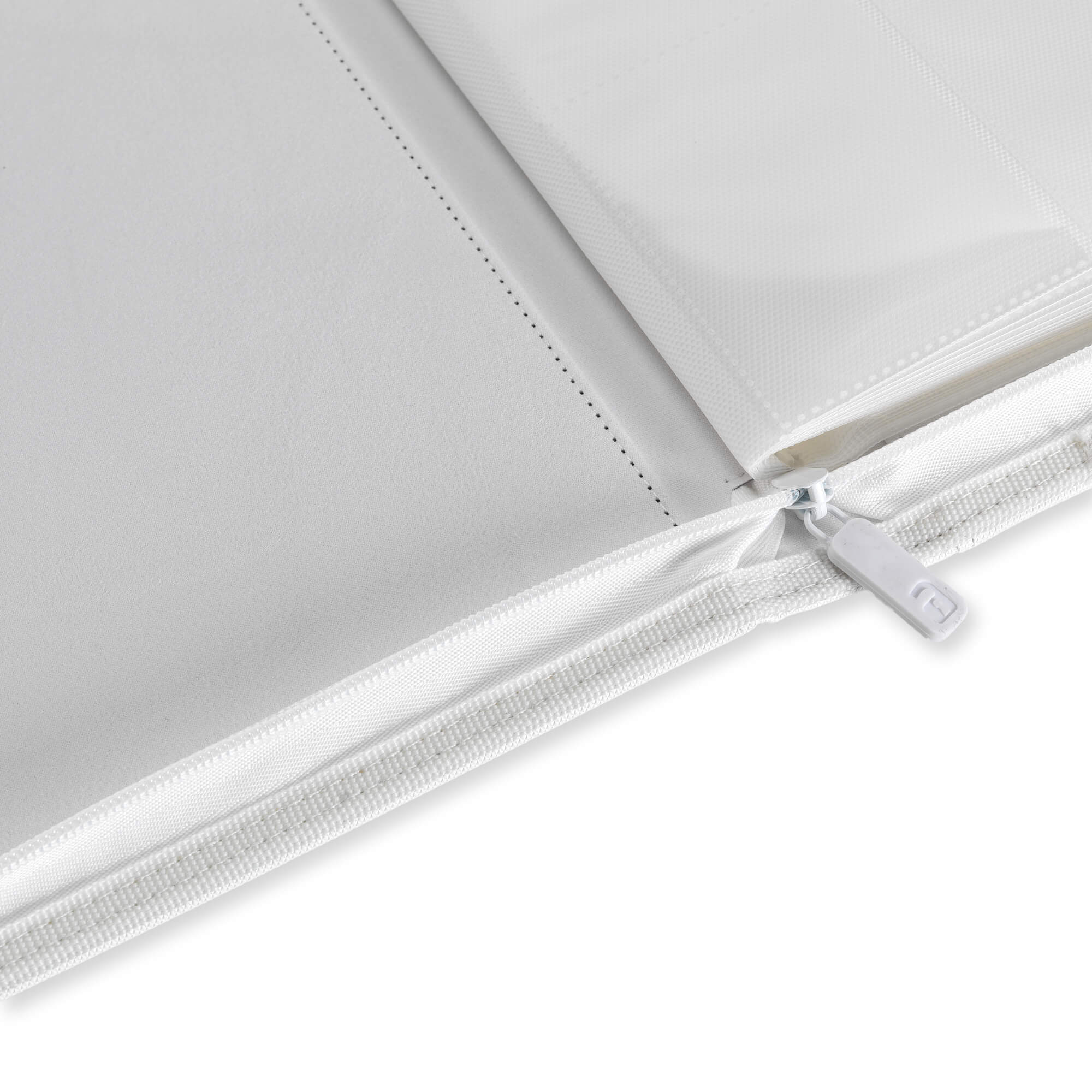 4-Pocket Exo-Tec® Zip Binder White Edition - Image 7